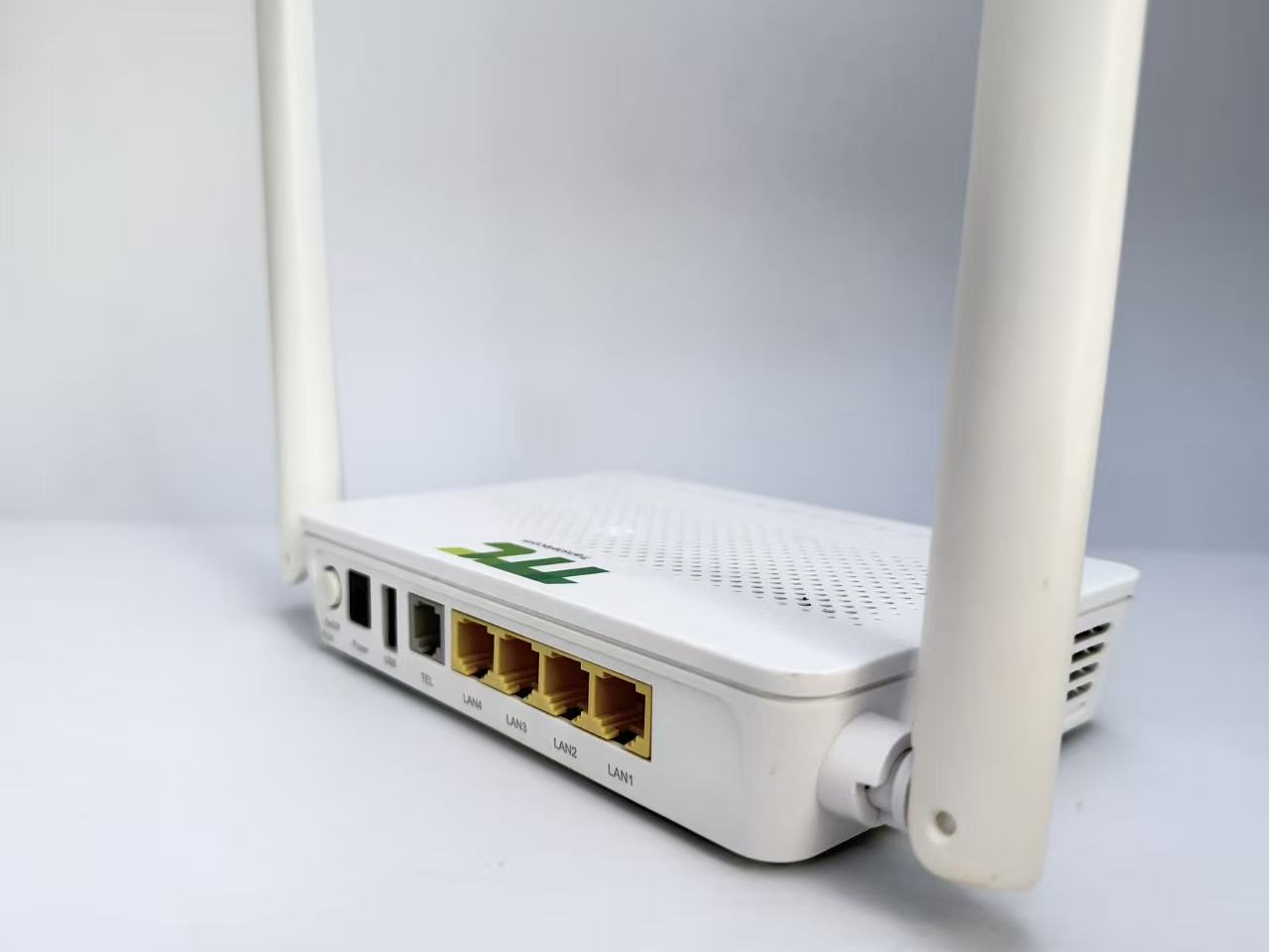 EG8145V5 APC版侧面角度