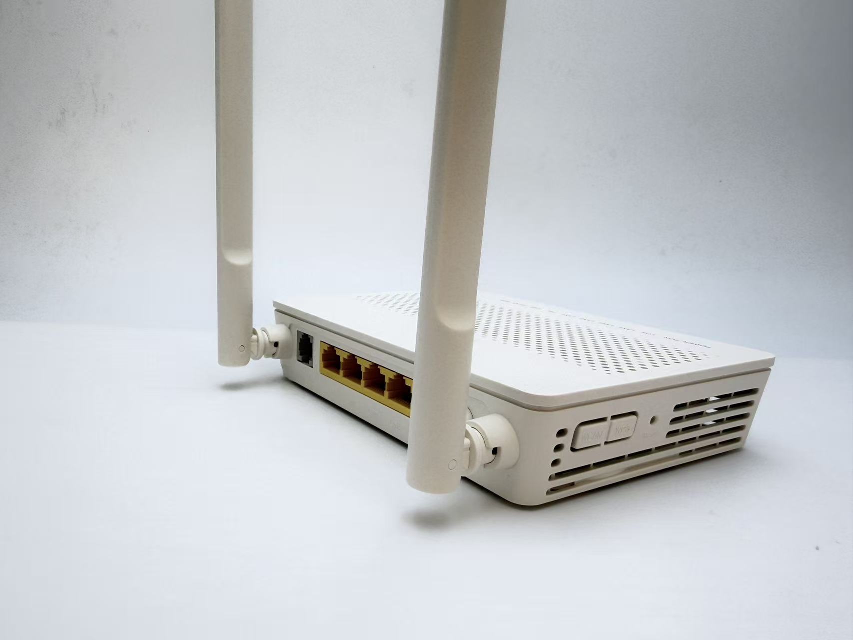 EG8141A5 斜侧视图