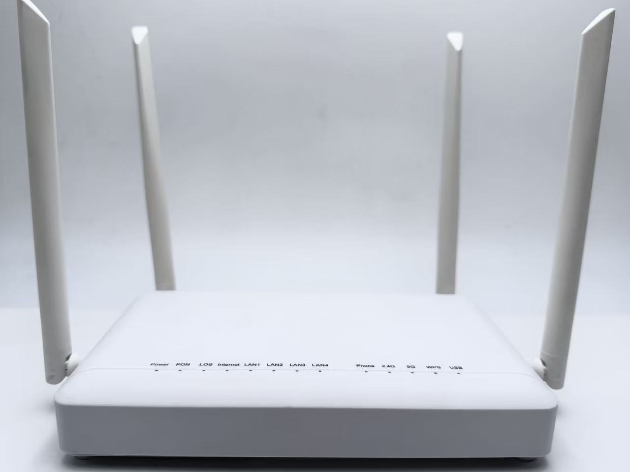 F6600P GPON WiFi6 智能网关终端(四天线版)— 4GE + 1USB + 1POTS + AX3000 双频