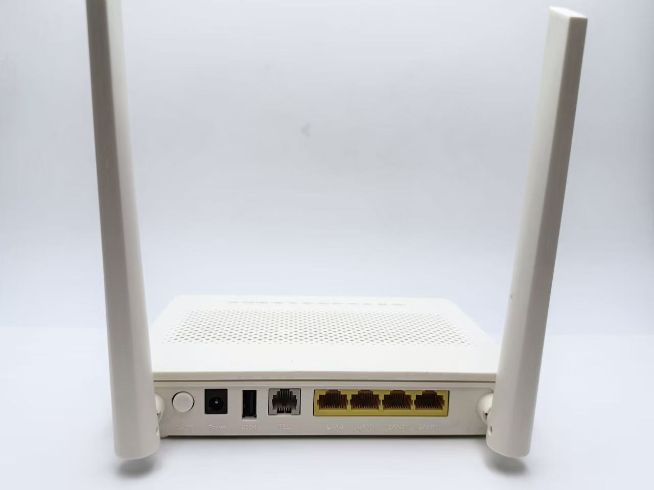 EG8145V5 后面板接口
