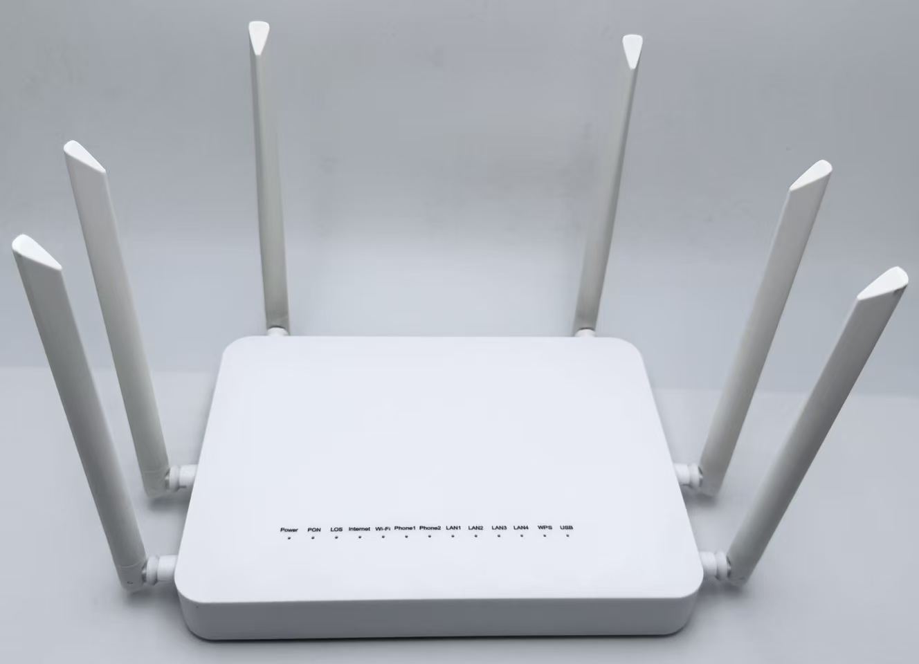 F680 GPON 智能网关终端(六天线版)— 4GE + 1USB + 2POTS + 双频 WiFi